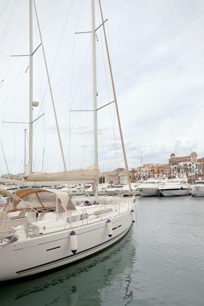 Book yachts online - sailboat - Dufour 445 GL - McLir - rent