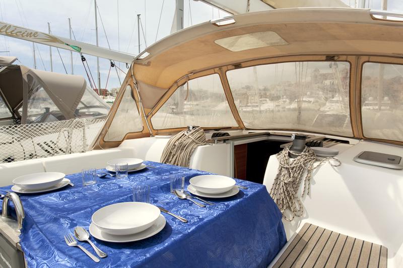 Book yachts online - sailboat - Dufour 445 GL - McLir - rent