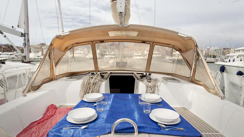 Book yachts online - sailboat - Dufour 445 GL - McLir - rent