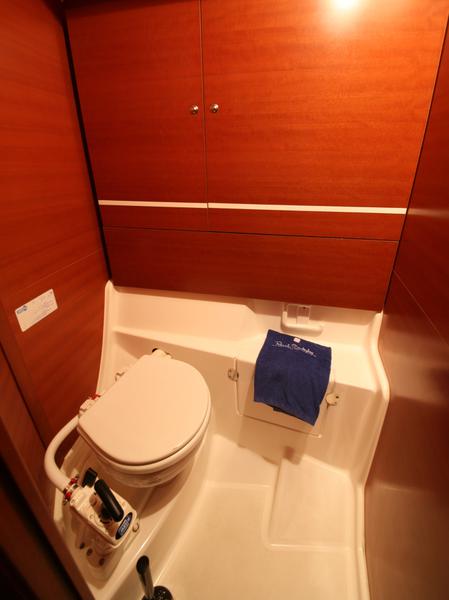 Book yachts online - sailboat - Dufour 445 GL - McLir - rent