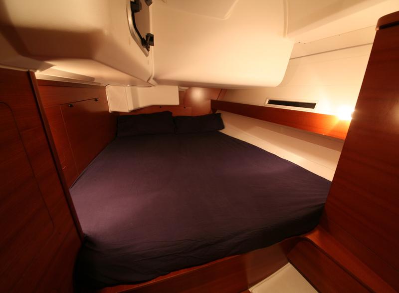 Book yachts online - sailboat - Dufour 445 GL - McLir - rent