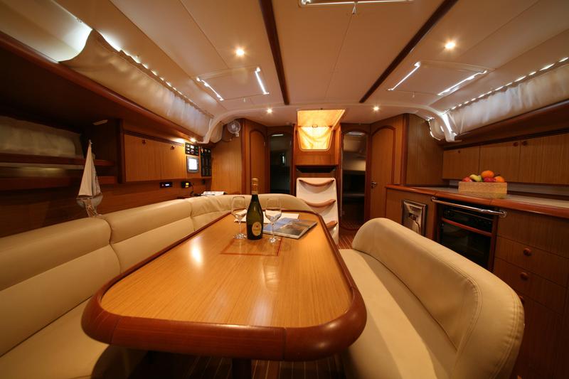 Book yachts online - sailboat - Sun Odyssey 45 Performance - Aurora - rent