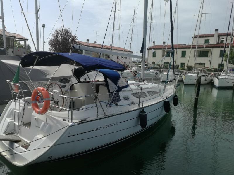 Book yachts online - sailboat - Sun Odyssey 35 - no name - rent