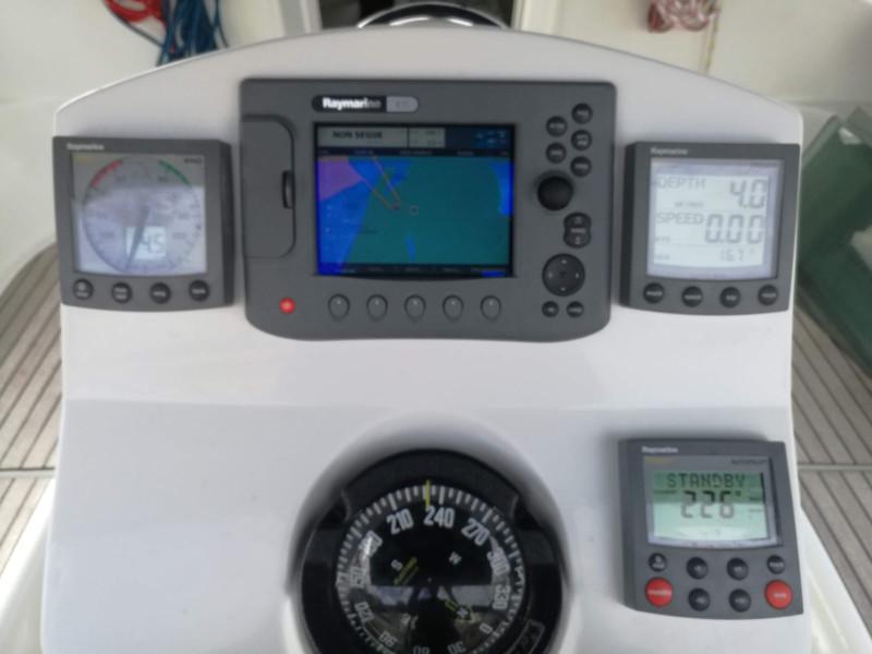 Book yachts online - sailboat - Sun Odyssey 35 - no name - rent