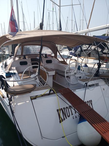 Book yachts online - sailboat - Elan Impression 45 BT - Knotty Buoy - rent