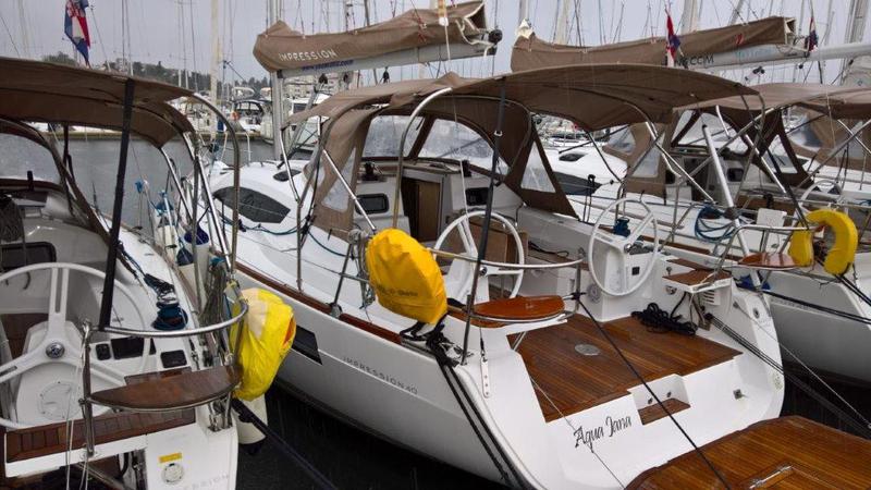 Book yachts online - sailboat - Elan Impression 40 - AQUA JANA with A/C - rent