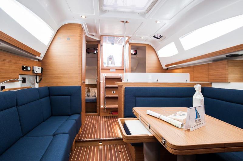 Book yachts online - sailboat - Elan Impression 40 - FORTISS with A/C - rent