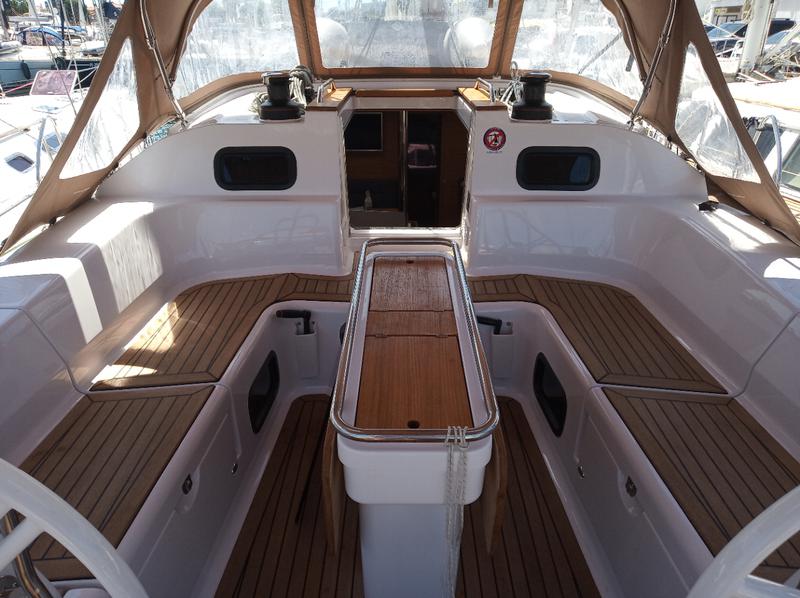 Book yachts online - sailboat - Elan Impression 45 BT - NO LIMITS - A/C + GEN. - rent