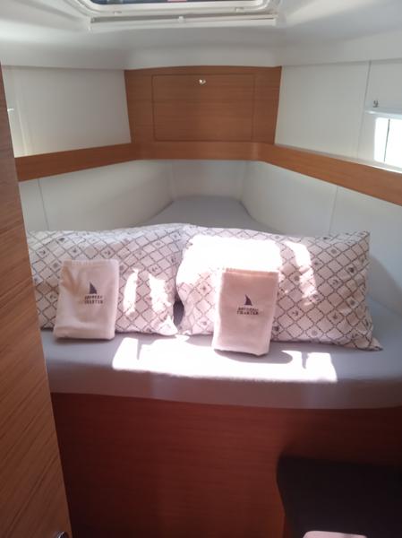 Book yachts online - sailboat - Elan Impression 45 BT - NO LIMITS - A/C + GEN. - rent