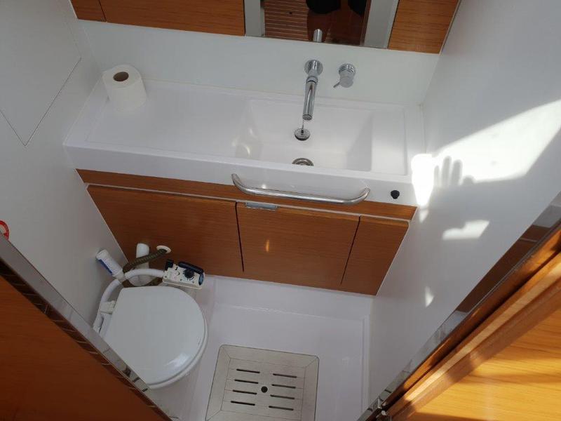 Book yachts online - sailboat - Elan 494 Impression - Lucija I with A/C - rent