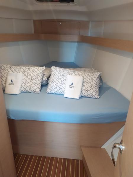 Book yachts online - sailboat - Elan Impression 40 - Valhalla with A/C - rent