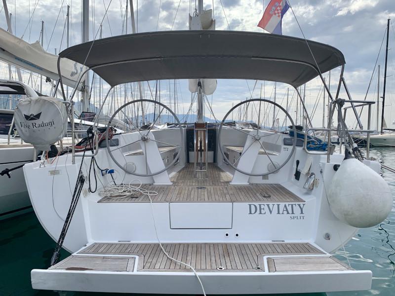 Book yachts online - sailboat - Hanse 445 - DEVIATY - rent