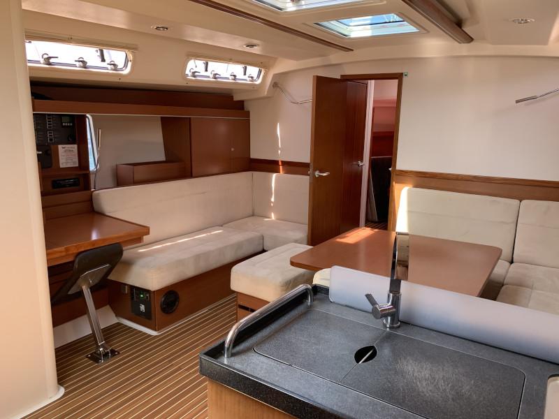 Book yachts online - sailboat - Hanse 445/3 - PALOMA 3 - rent