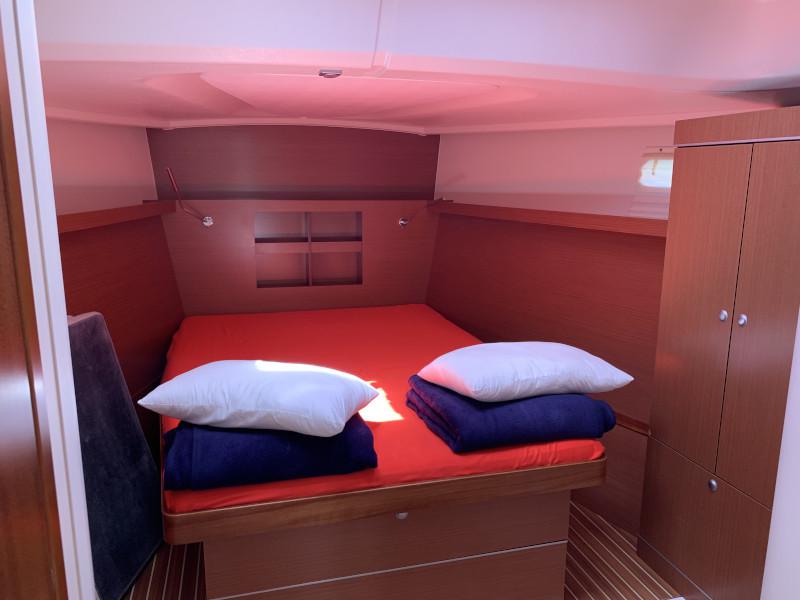 Book yachts online - sailboat - Hanse 445/3 - PALOMA 3 - rent