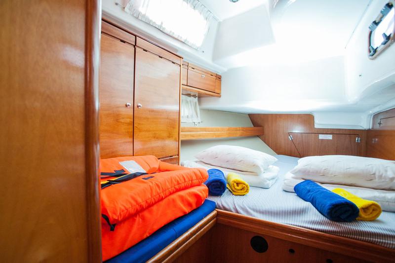 Book yachts online - sailboat - Bavaria 50 Cruiser - Helena 1 - rent