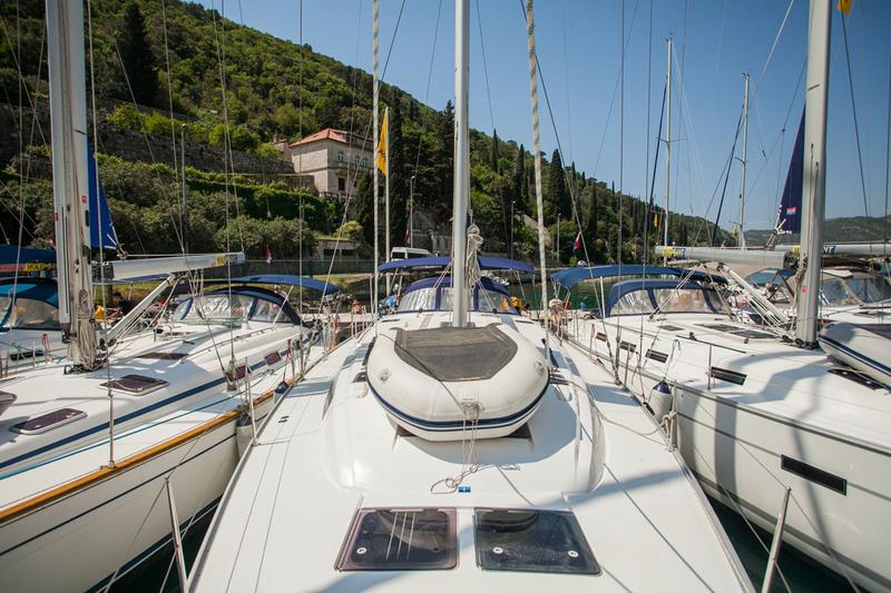 Book yachts online - sailboat - Bavaria Cruiser 51 - Fantasy - rent