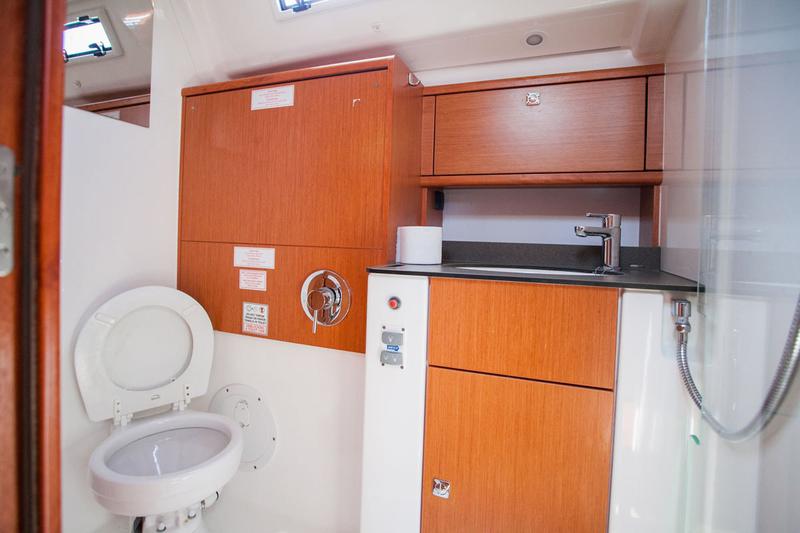 Book yachts online - sailboat - Bavaria Cruiser 51 - Game Point - rent