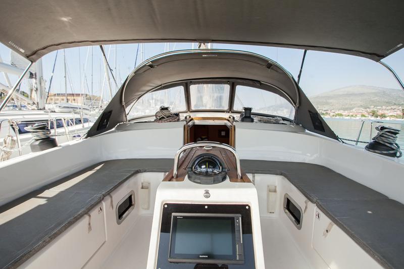 Book yachts online - sailboat - Bavaria Cruiser 51 - Game Point - rent