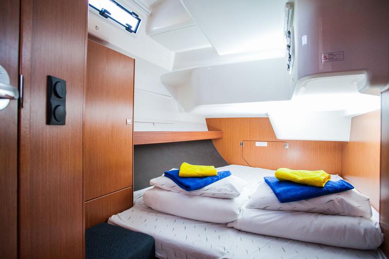 Book yachts online - sailboat - Bavaria Cruiser 51 - Game Point - rent