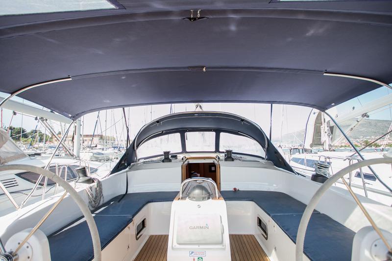 Book yachts online - sailboat - Bavaria Cruiser 51 - Summer Smile - rent