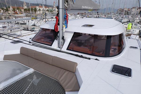 Book yachts online - catamaran - Nautitech Open 40 - BLUE POINT - rent