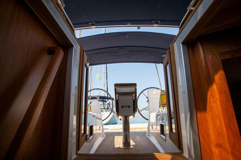 Book yachts online - sailboat - Bavaria Cruiser 34 - Take Five - rent