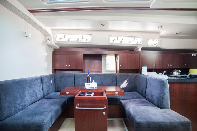 Book yachts online - sailboat - Hanse 445 - Nerej - rent