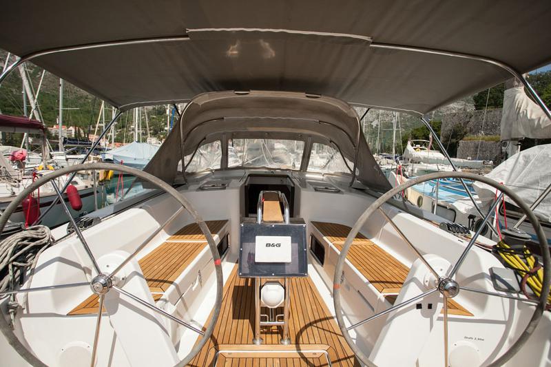 Book yachts online - sailboat - Hanse 445 - Nerej - rent