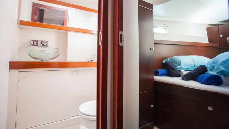 Book yachts online - sailboat - Hanse 445 - Nerej - rent