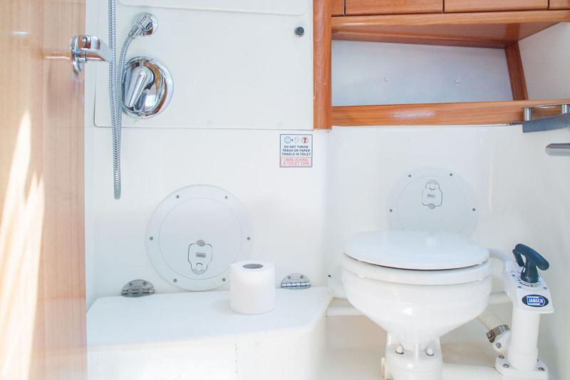 Book yachts online - sailboat - Bavaria 50 Cruiser - Danica - rent