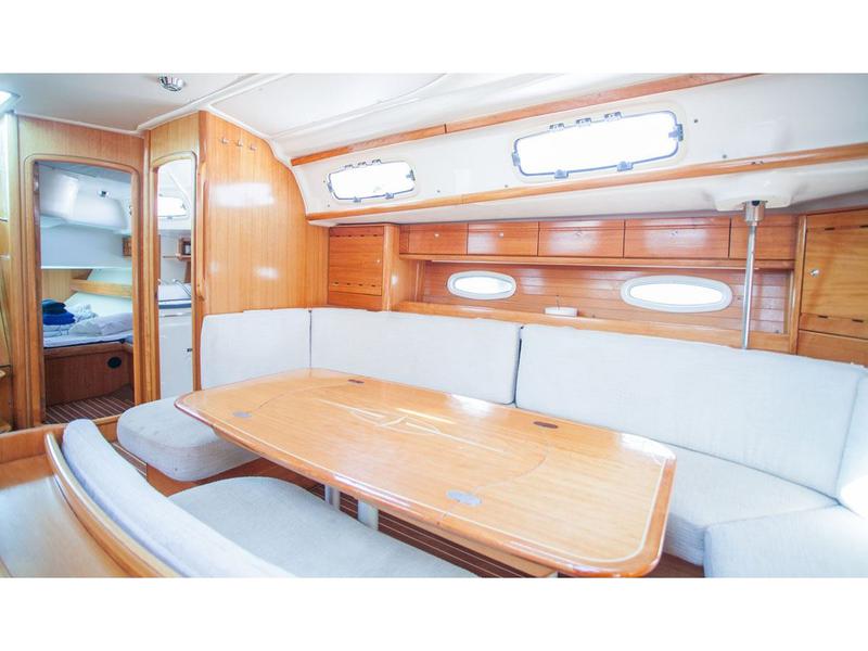 Book yachts online - sailboat - Bavaria 50 Cruiser - Danica - rent