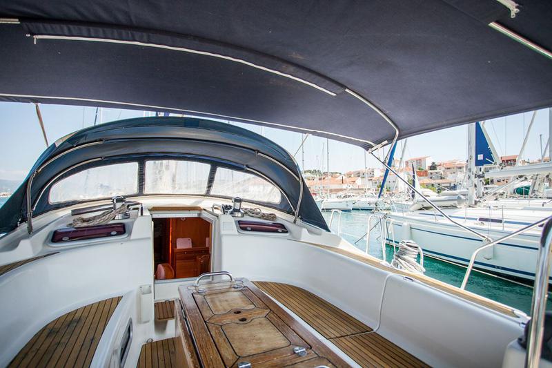 Book yachts online - sailboat - Bavaria 50 Cruiser - Danica - rent