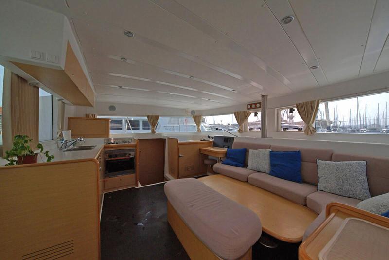 Book yachts online - catamaran - Lagoon 420 - TABASCO  - rent