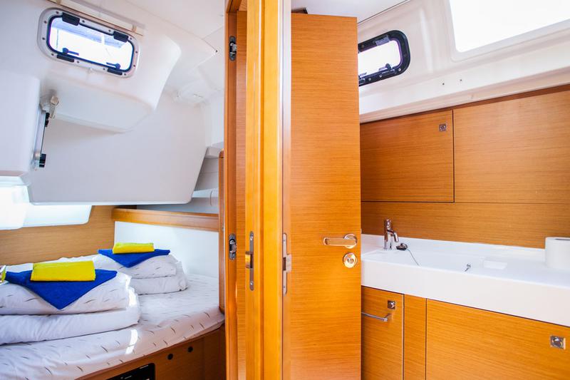 Book yachts online - sailboat - Sun Odyssey 509 - Rock Point - rent