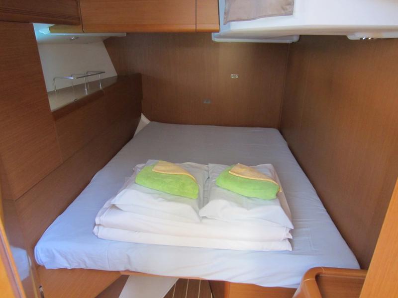 Book yachts online - sailboat - Sun Odyssey 50DS - Bonaca - rent