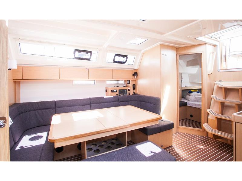 Book yachts online - sailboat - Bavaria Cruiser 46 OW. - 'njoy - rent