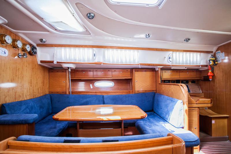 Book yachts online - sailboat - Bavaria 46 Cruiser - Cosma - rent