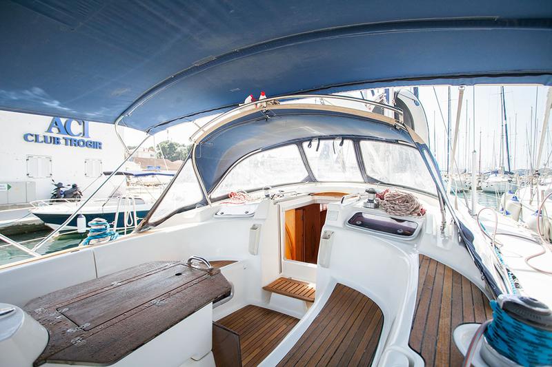 Book yachts online - sailboat - Bavaria 46 Cruiser - Cosma - rent