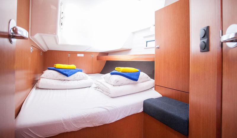 Book yachts online - sailboat - Bavaria Cruiser 46 - Set Point - rent