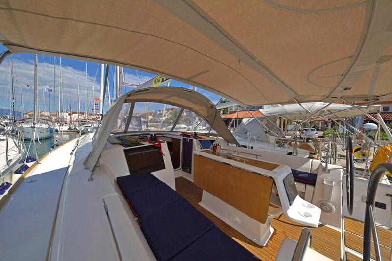 Book yachts online - sailboat - Dufour 412 Grand large - Matul - rent