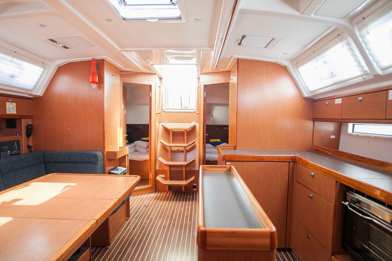 Book yachts online - sailboat - Bavaria Cruiser 46 - Queen Mary - rent