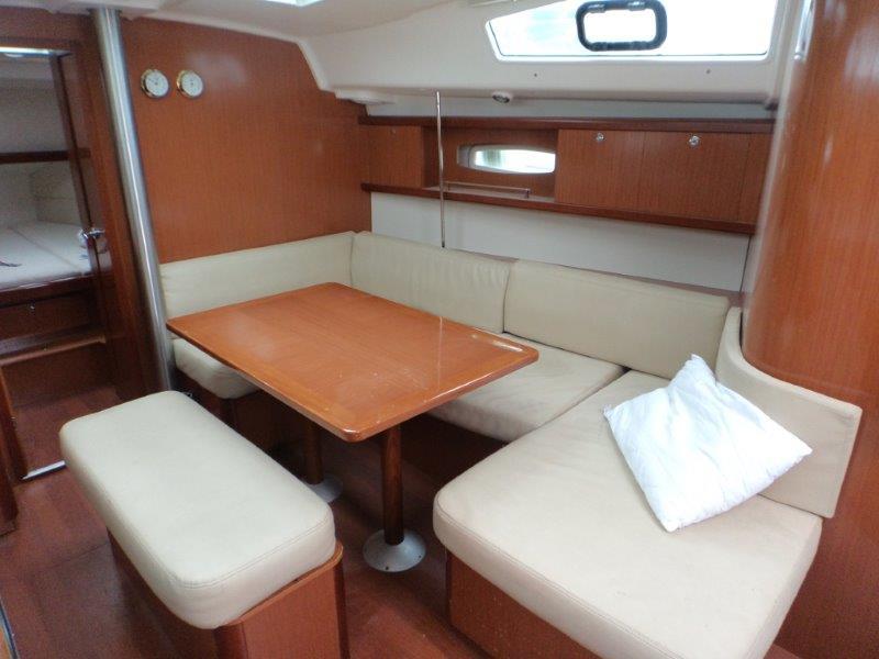 Book yachts online - sailboat - Oceanis 40 - Ventura - rent