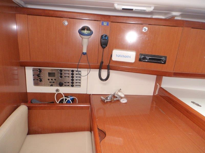 Book yachts online - sailboat - Oceanis 40 - Ventura - rent