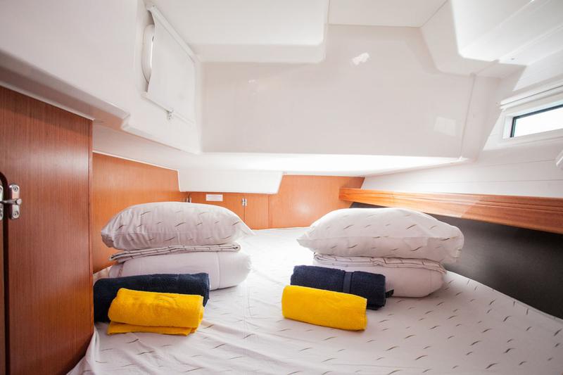 Book yachts online - sailboat - Bavaria Cruiser 41 - Ružica - rent