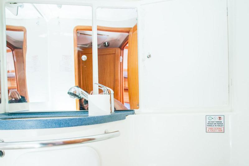 Book yachts online - sailboat - Bavaria 37 Cruiser - Mondo - rent