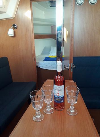 Book yachts online - sailboat - Bavaria Cruiser 34 - Valdo - rent