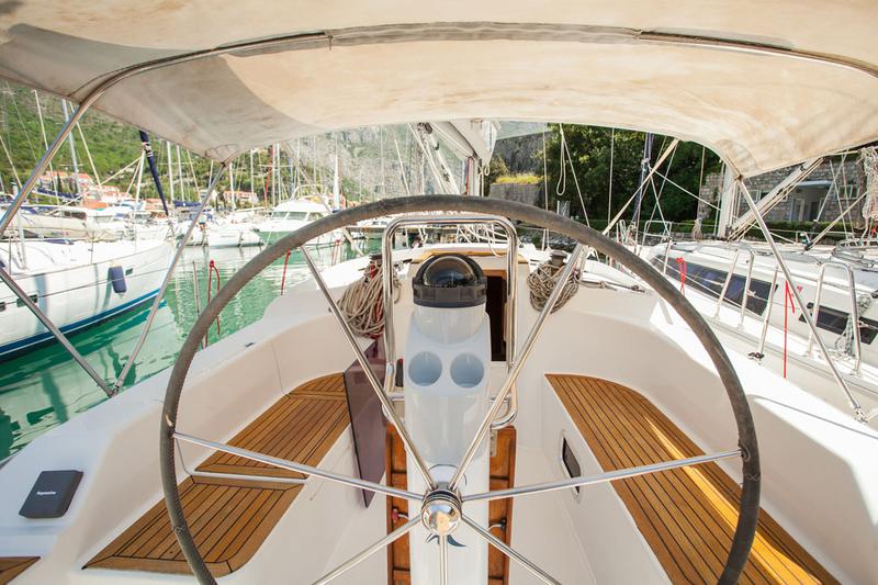 Book yachts online - sailboat - Hanse 355 - Neptun - rent