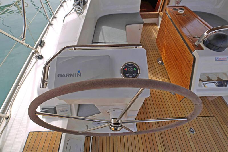 Book yachts online - sailboat - Bavaria Cruiser 46 - Tequila - rent