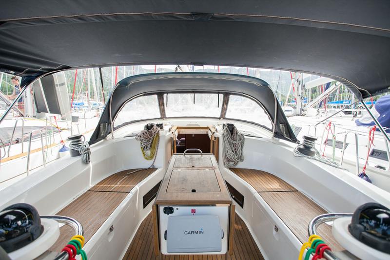 Book yachts online - sailboat - Bavaria Cruiser 45 - Blues Point - rent