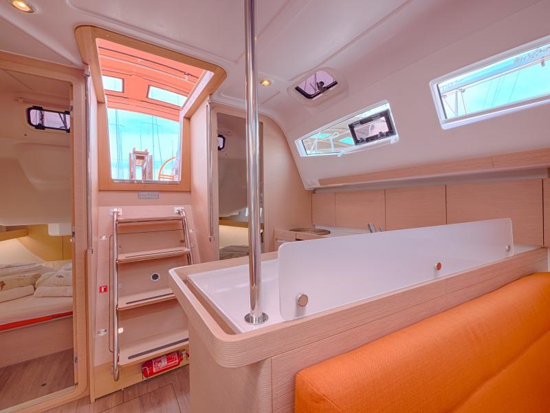 Book yachts online - sailboat - Elan 40 Impression - HAPPY  - rent